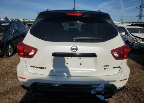 2018 Nissan Pathfinder S z USA, uszkodzony, nr VIN 5N1DR2MM6JC657431